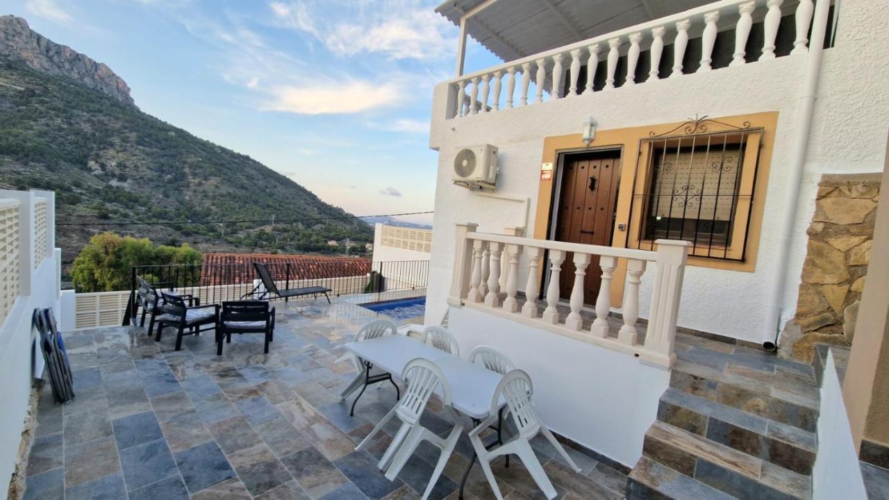 Maryvilla Zohra Calpe Buitenkant foto