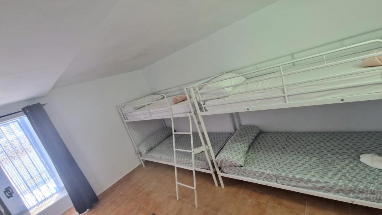 Maryvilla Zohra Calpe Buitenkant foto