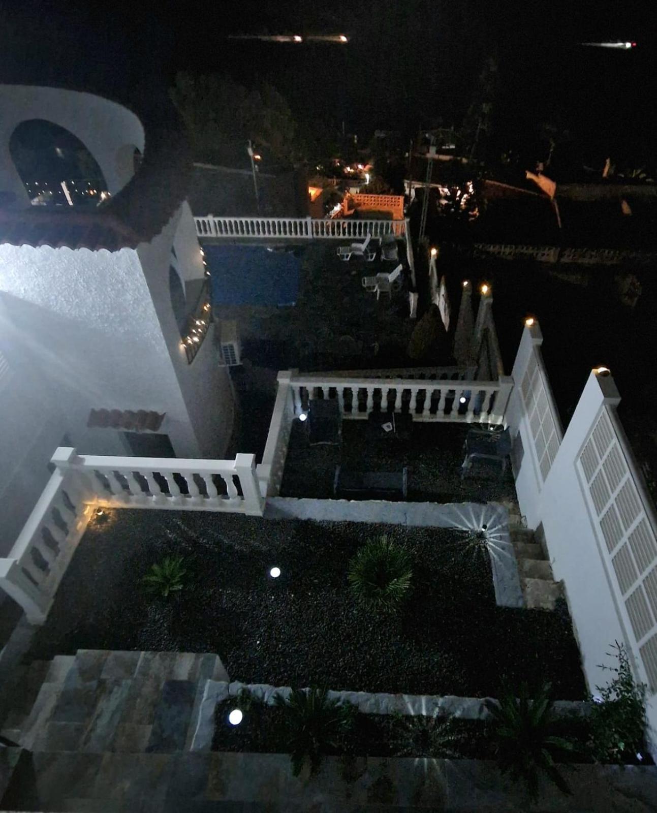 Maryvilla Zohra Calpe Buitenkant foto
