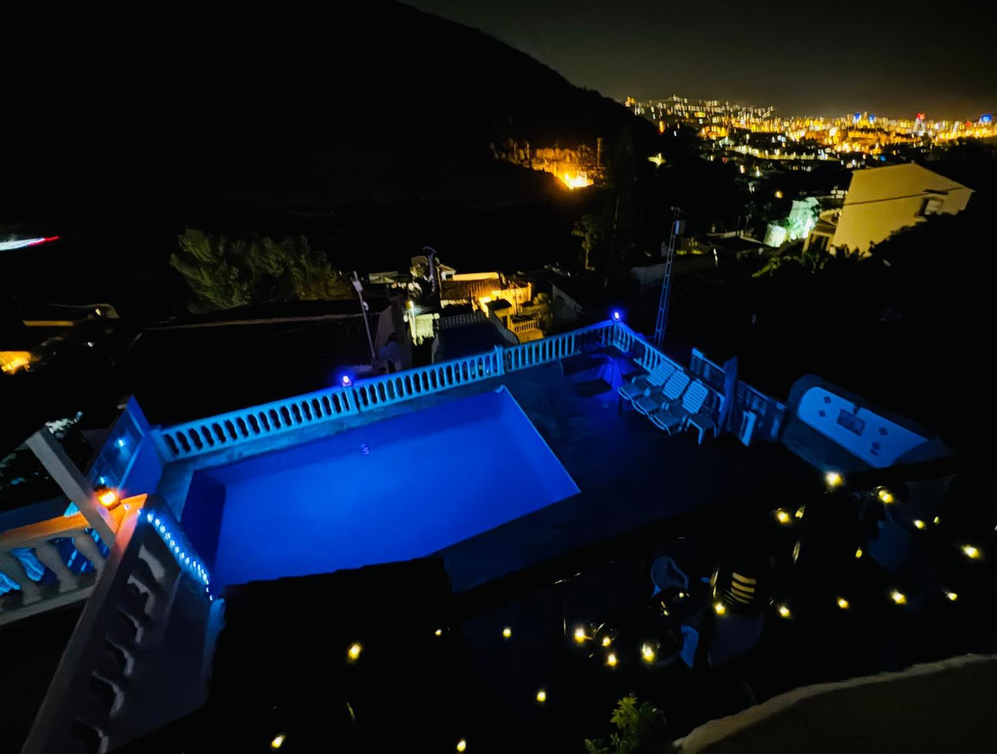 Maryvilla Zohra Calpe Buitenkant foto