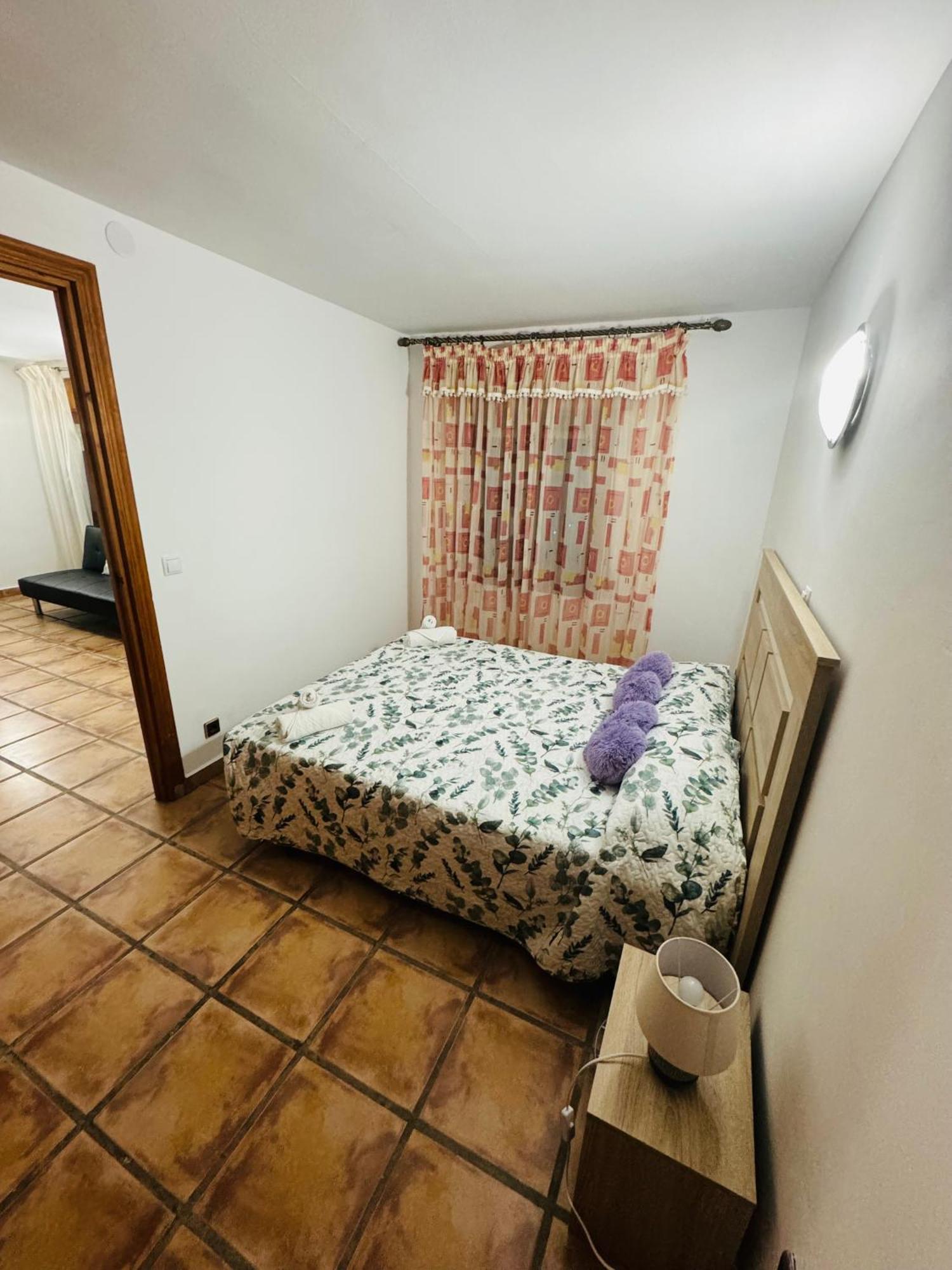 Maryvilla Zohra Calpe Buitenkant foto